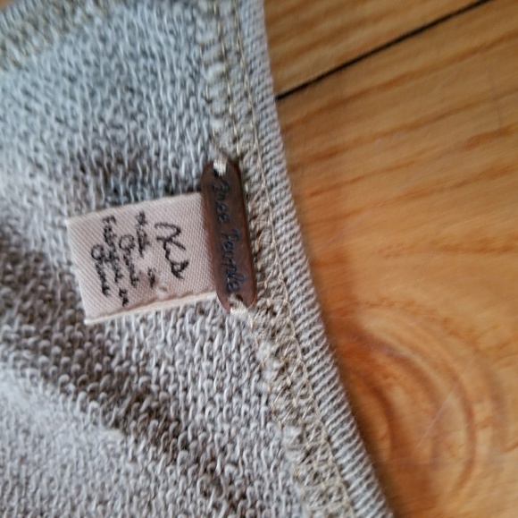 Free People dolman sleeve crop top - Picture 3 of 4